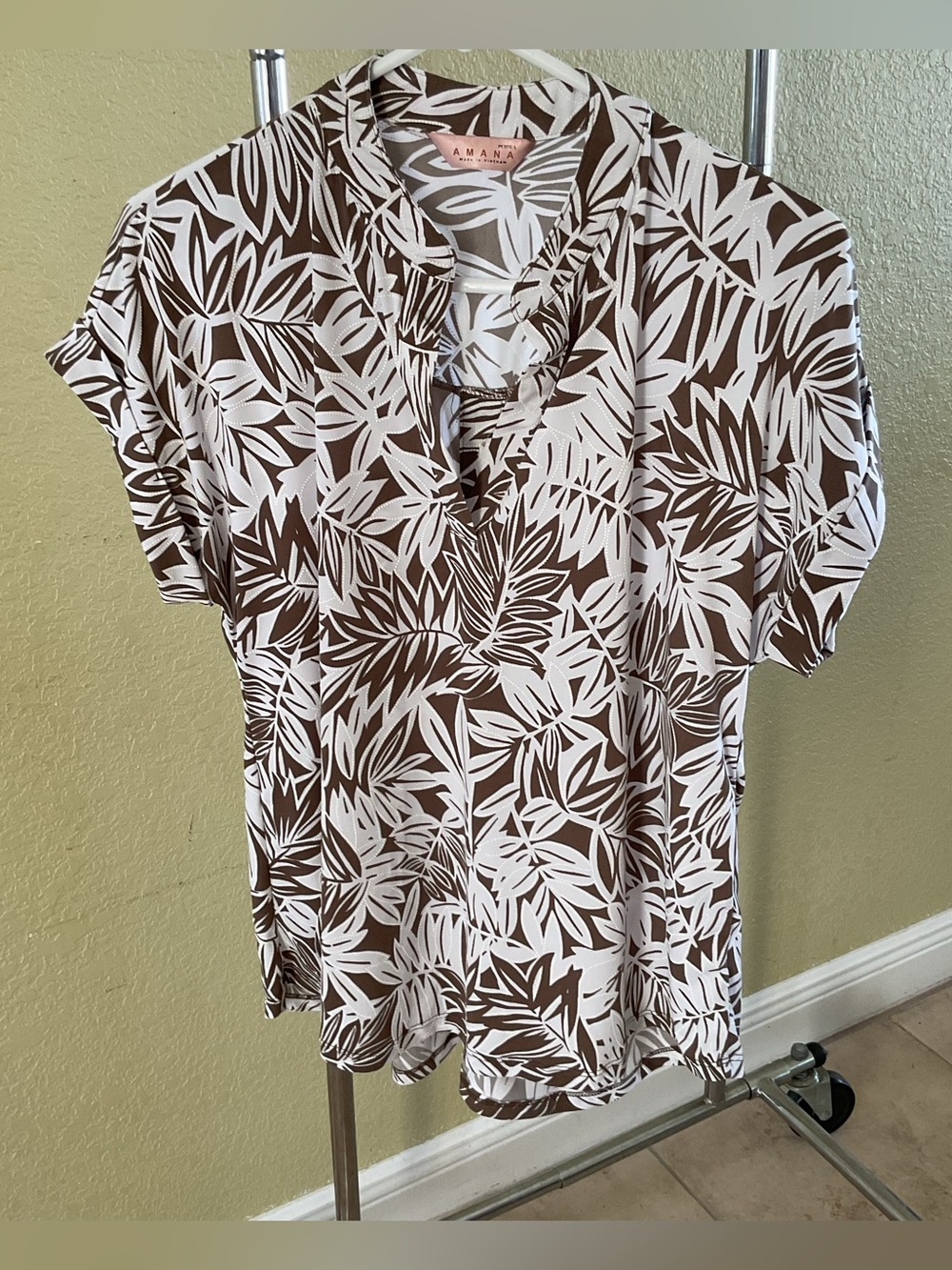 Amiana Brown and White Tropical Leaf Print Top